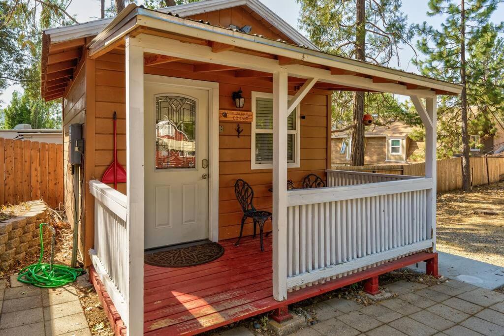 Acorn - Hidden Gem In Heaven, Getaway To Bass & Yosemite